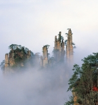 天子山索道核心景点：西海峰林